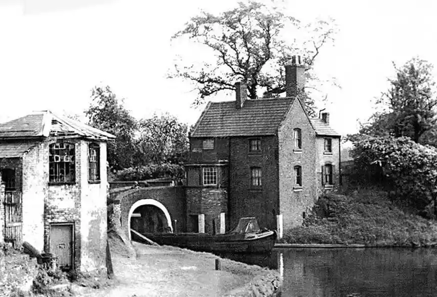 Historic View of Aldersley Canal Junction