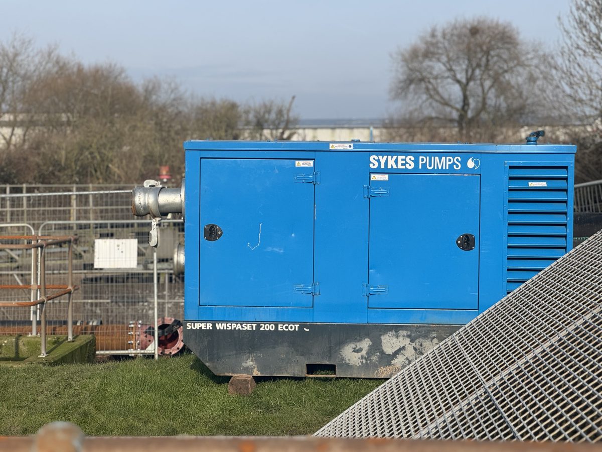 IMG_1255 Overpumping Solution from Sykes Pumps on Major Sewage Treatment Works
