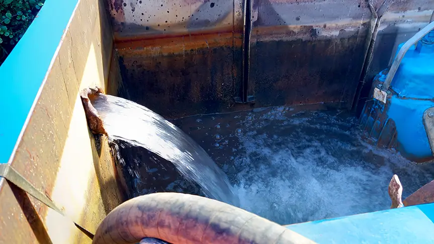 Treated Water Discharge – Sykes Pumps Dewatering and Treatment System Clean water being discharged from a Sykes Pumps treatment system during a quarry lake dewatering and water quality project in West Sussex.